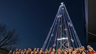 North Korea Is Threatening South Korea with "Psychological Warfare" Because of Christmas Lights